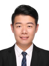 周榆-证件照.jpg