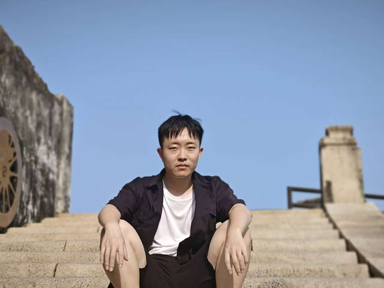 1744272132737262.jpg 1_单人生活照_生活照1.jpg