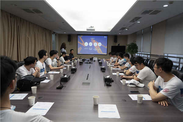 集团讲座.png 集团讲座.png