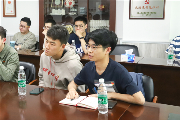 1619774464401377.jpg 许昱晖.jpg