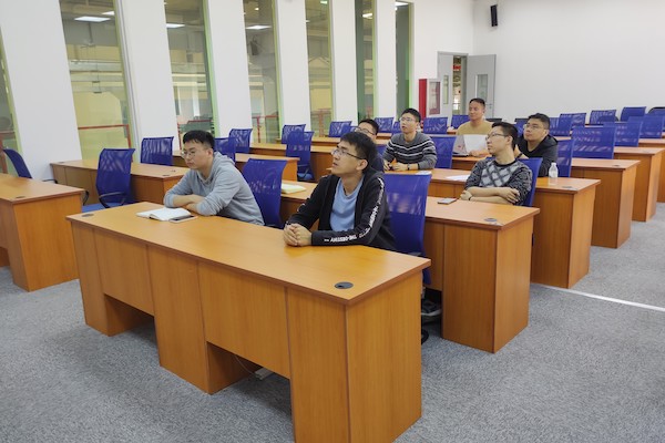1635749452233832.jpg 图2 工热所研究生第二党支部10月组织生活会临港会场合影.jpg