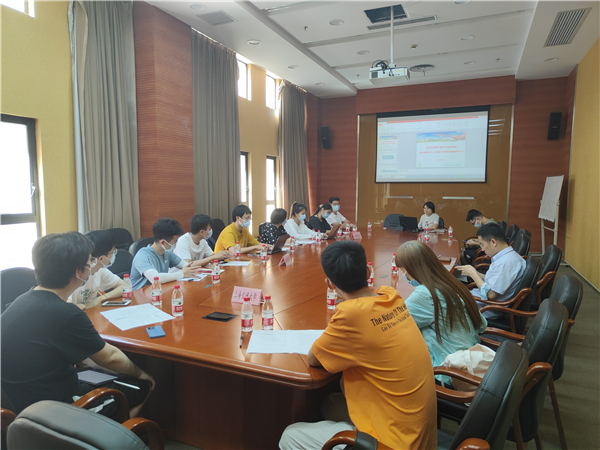 1660454816369823.jpg 图3 座谈会.jpg
