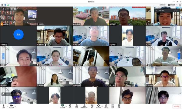 1664262448172170.jpg 图9-参会学生合影.jpg