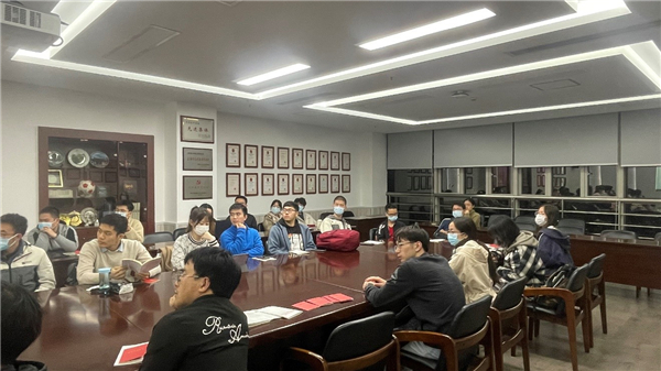 1669565630324607.jpg 图4 认真学习习近平总书记重要讲话.jpg