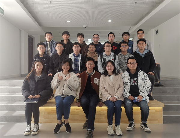 1679384380329545.jpg 合影.jpg