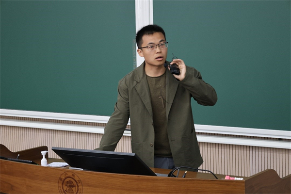 1682850532186741.jpg 照片1:007+ME+YOUTH.jpg