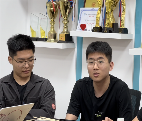 1716299626627960.png 图3-同学们提问交流.png