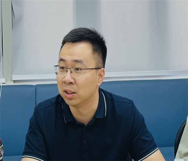 1716299636411404.jpg 图4-张和坤学长答疑解惑.jpg