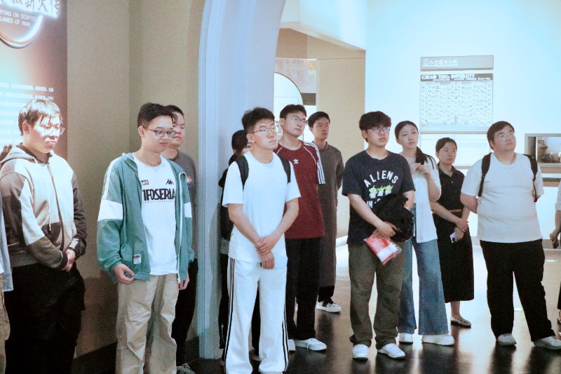 1780047549597816.jpg 图7 分享交流_resized.jpg